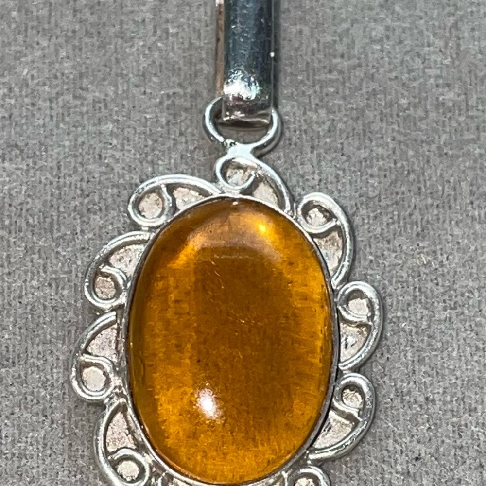 Vintage Handmade Sterling Silver (925) Yellow Agate/Chalcedony Cabochon Pendant